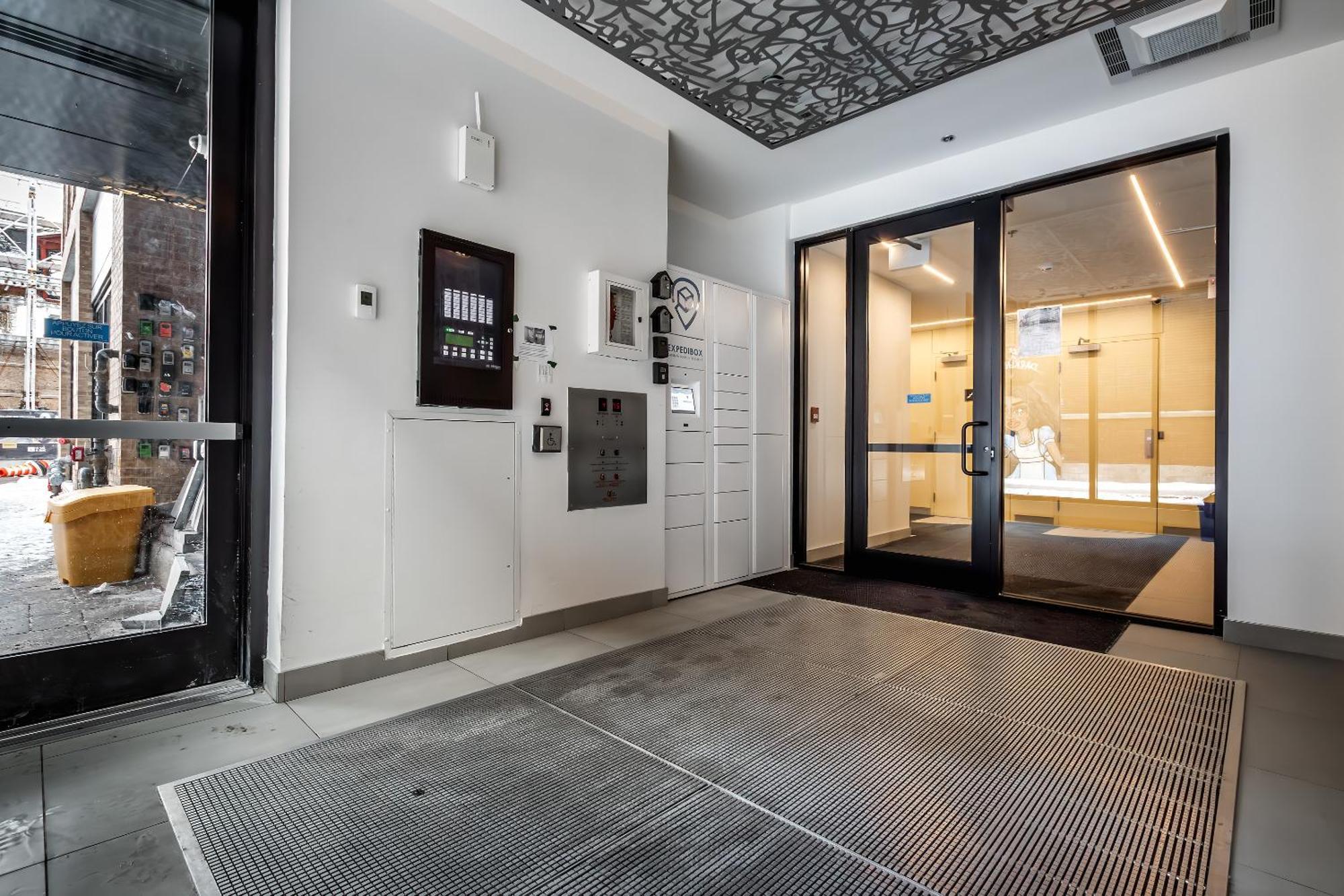 Magnifique Studio Au Centre-Ville A 5 Min A Pied De Tout Montréal Esterno foto
